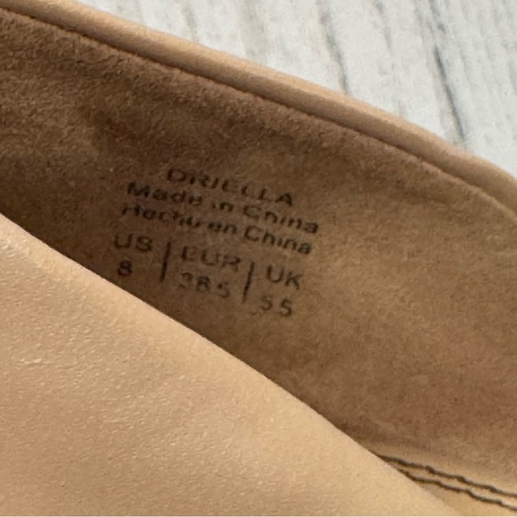 Kelly & Katie Nude Pointed Toe Heels, Size 8 - Picture 7 of 7